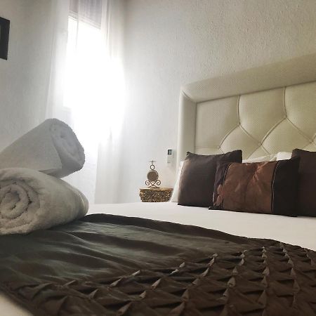 Bromham Apartment Севилья Экстерьер фото