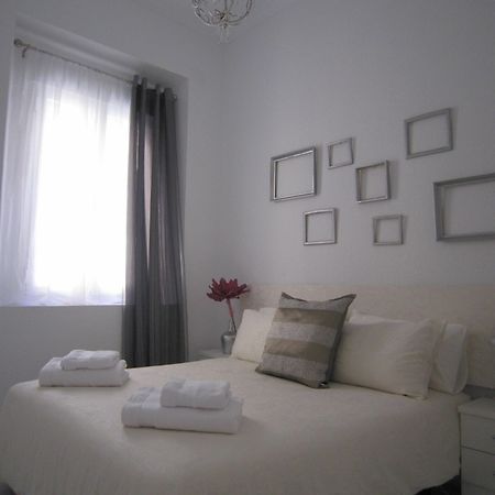 Bromham Apartment Севилья Экстерьер фото