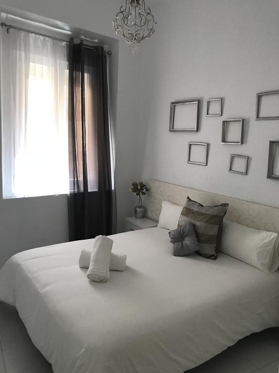 Bromham Apartment Севилья Экстерьер фото